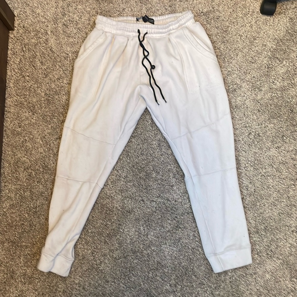 White Sweatpants (BKC Nyk)